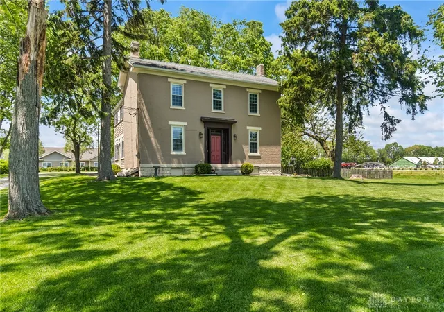 Homes for sale in Tipp City, OH | 6320 S Co Rd 25A, Tipp City, OH 45371 | MLS# 959581