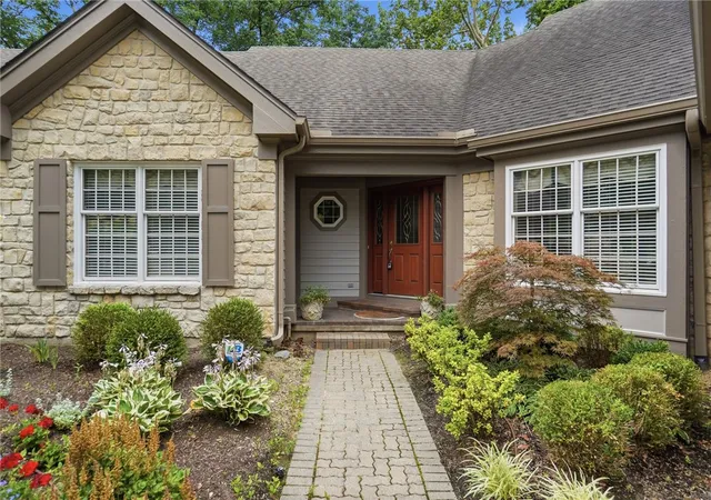3rd image of 5338 Split Rail, Washington Twp, OH 45429 | MLS# 958915