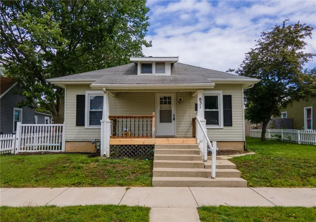 Photo 1 of Single family home for sale at 831 Jefferson St, Troy, OH 45373 | MLS# 957715 | Listing updated on 2026-07-09