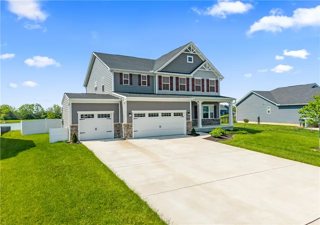 Photo 3 of Single family home for sale at 2806 New Castle Dr, Troy, OH 45373 | MLS# 959682 | Listing updated on 2026-07-07