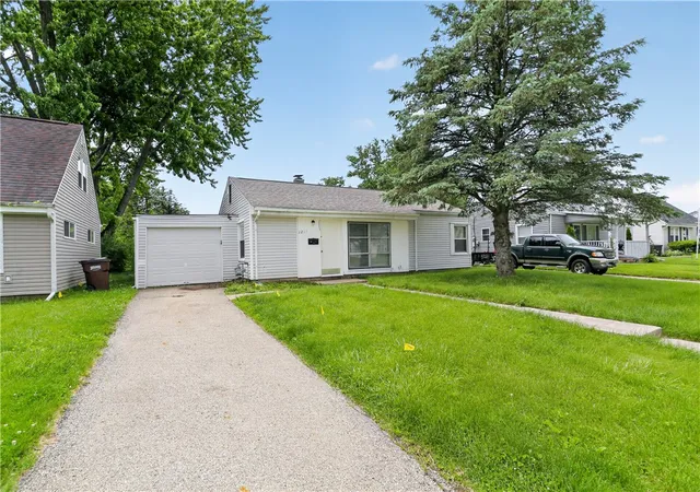 Homes for sale in Springfield, OH | 2217 S Hadley Rd, Springfield, OH 45505 | MLS# 959567