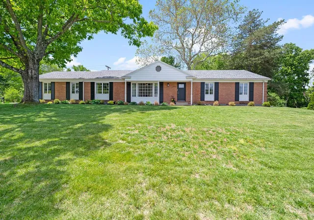 1st image of 5733 Barnsley Pl, Washington Twp, OH 45459 | MLS# 959668