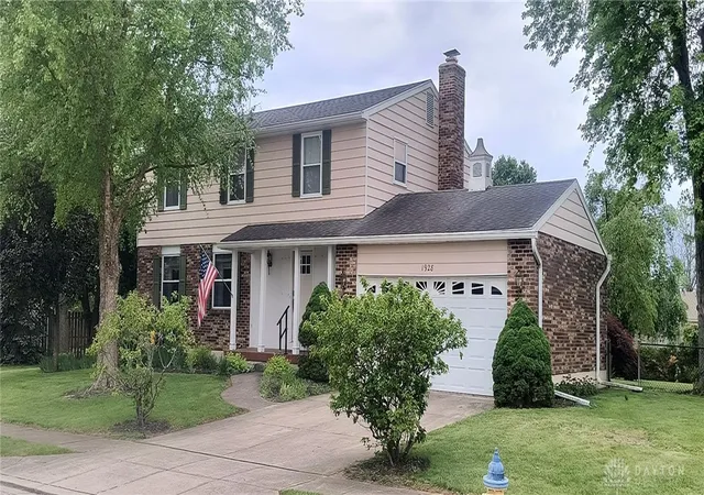 Homes for sale in Xenia, OH | 1928 El Camino Dr, Xenia, OH 45385 | MLS# 959939