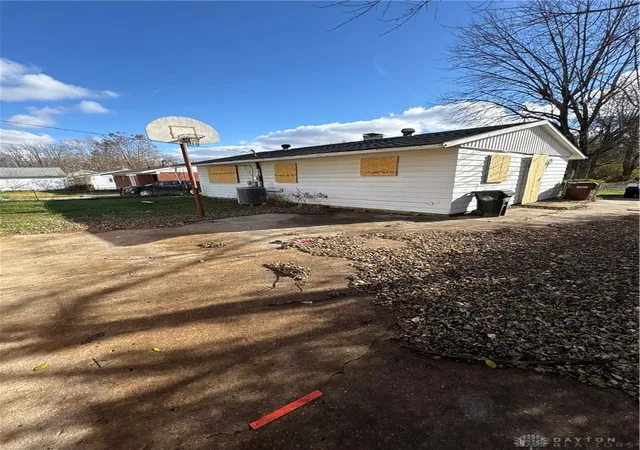 Photo 4 of Single family home for sale at 3581 Haney Rd, Dayton, OH 45416 | MLS# 959961 | Listing updated on 2026-05-24