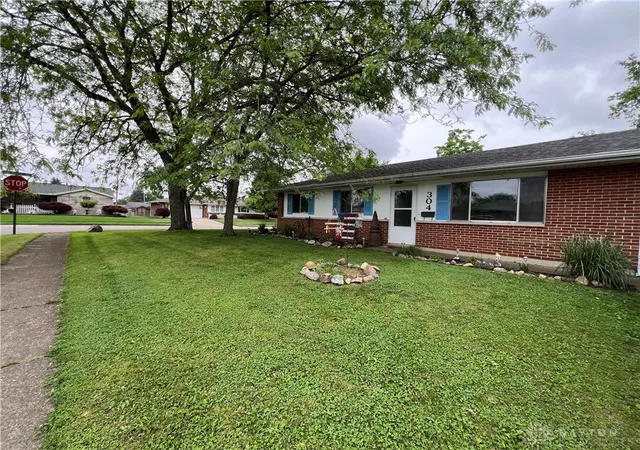 Homes for sale in New Carlisle, OH | 304 Sunset Dr, New Carlisle, OH 45344 | MLS# 959989