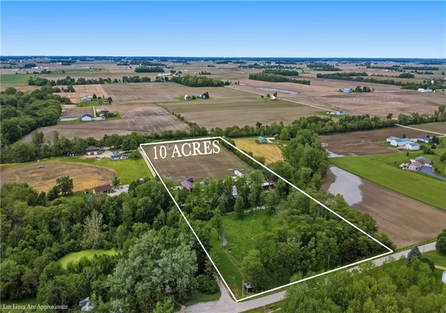 Homes for sale in Monroe Twp, OH | 9211 Pitsburg Laura Rd, Monroe Twp, OH 45304 | MLS# 959855