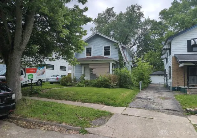 Homes for sale in Dayton, OH | 551 Cedarhurst Ave, Dayton, OH 45402 | MLS# 960045