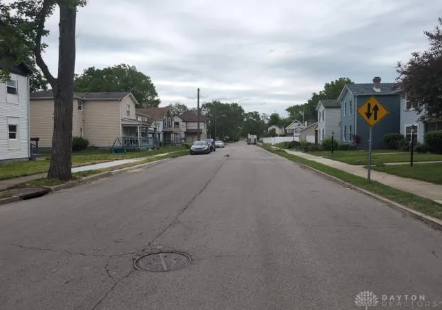 Homes for sale in Dayton, OH | 1236 W 1st St, Dayton, OH 45402 | MLS# 960049