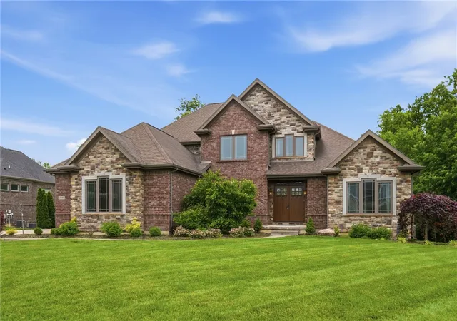 2nd image of 10989 Cold Spring Dr, Washington Twp, OH 45458 | MLS# 960019