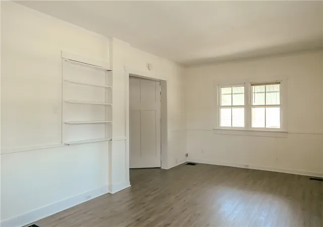 3rd image of 1014 Race Dr, Troy, OH 45373 | MLS# 959982