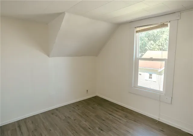 5th image of 1014 Race Dr, Troy, OH 45373 | MLS# 959982