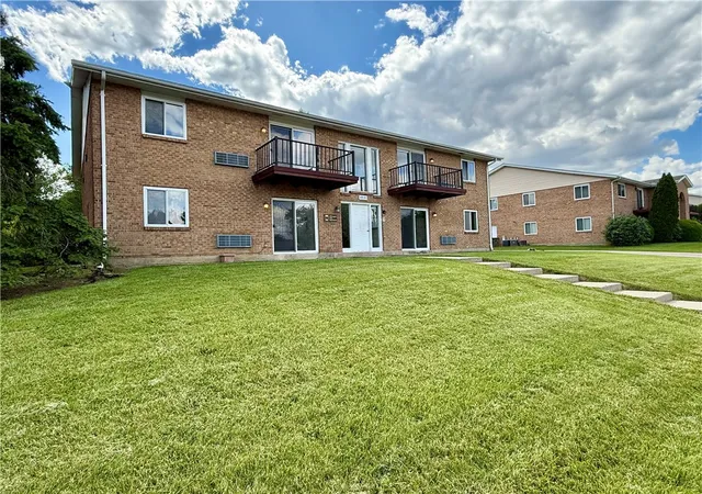 3rd image of 4515 Wilmington Pike, Dayton, OH 45440 | MLS# 953420