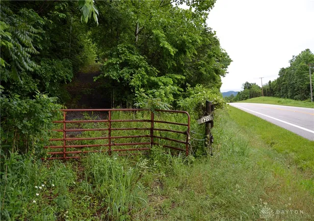 Homes for sale in Manchester, OH | 16200 Us 52, Manchester, OH 45144 | MLS# 960108