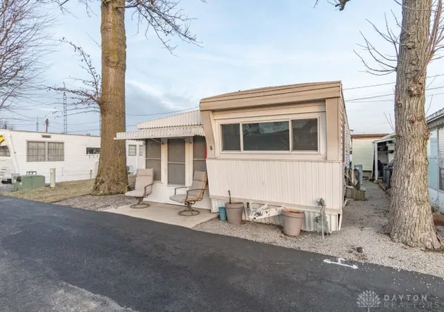 Homes for sale in Russells Point, OH | 6 Fun Dr, Russells Point, OH 43348 | MLS# 960141