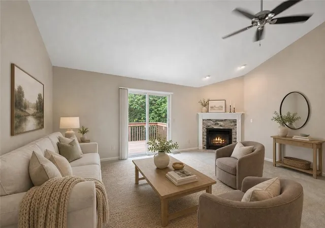 Listing Photo 3 - Condo for sale in building located at 5 Waterview Ct, Hamilton, OH 45013