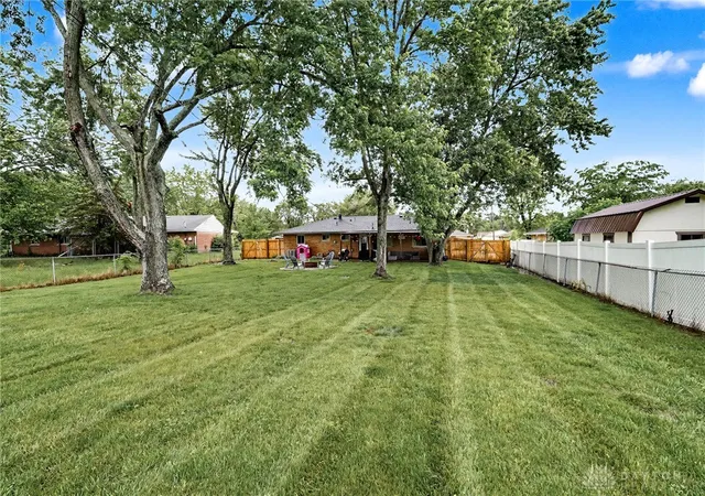 Homes for sale in Harrison Twp, OH | 5817 Woodmore Dr, Harrison Twp, OH 45414 | MLS# 960200