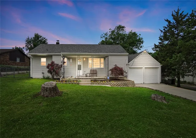 Homes for sale in Trotwood, OH | 735 Olive Rd, Trotwood, OH 45417 | MLS# 959450