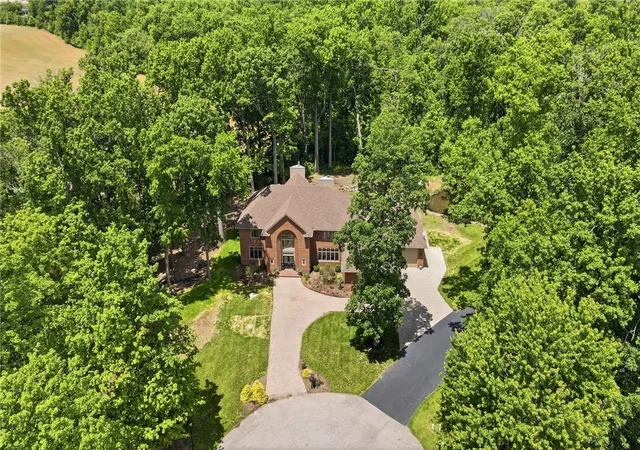 2nd image of 10521 Watch Hill Ln, Washington Twp, OH 45458 | MLS# 960032