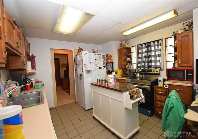 Photo 4 of Single family home for sale at 705 E Cassilly St, Springfield, OH 45503 | MLS# 960148 | Listing updated on 2026-09-25