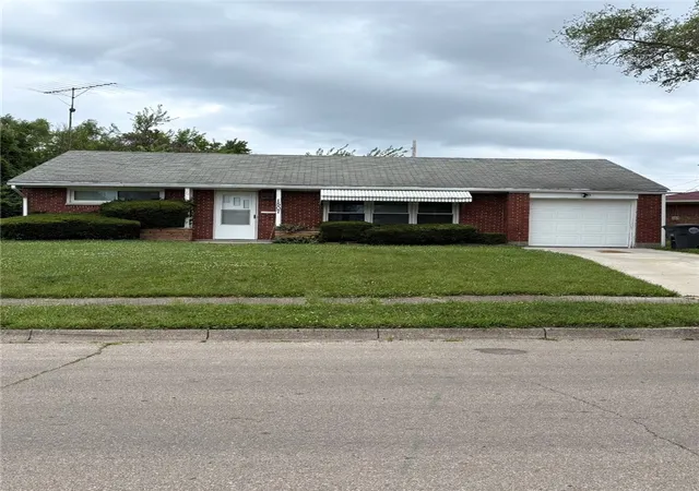 Homes for sale in Dayton, OH | 1507 Academy Pl, Dayton, OH 45406 | MLS# 959466