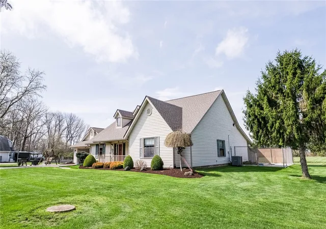 Photo 3 of Sale Pending at 10535 Frederick Pike, Vandalia, OH 45377 | MLS# 960270 | Listing updated on 2026-07-16
