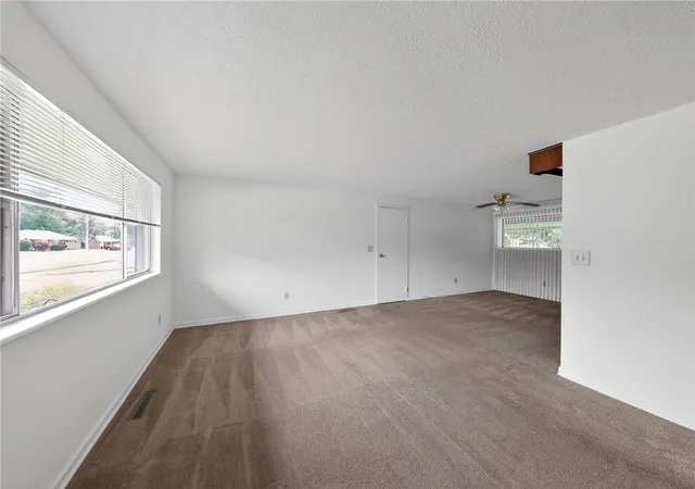 Photo 3 of Sale Pending at 2259 Lehigh Pl, Moraine, OH 45439 | MLS# 958791 | Listing updated on 2026-09-23
