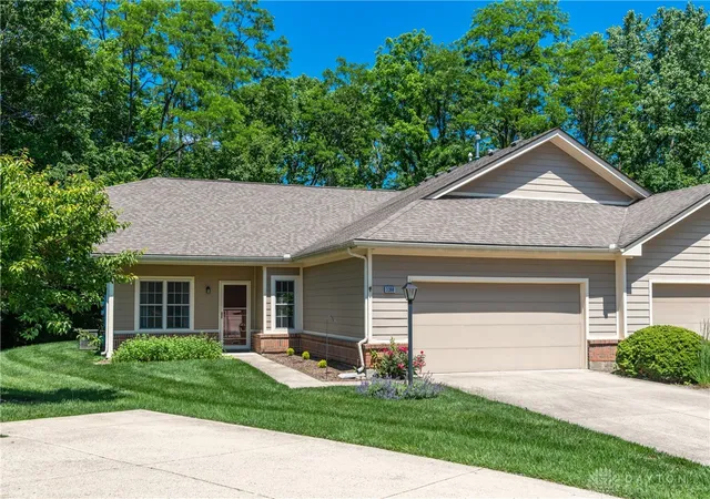 2nd image of 3366 Darbyshire Dr, Dayton, OH 45440 | MLS# 960336