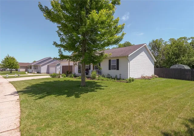 Photo 3 of Sale Pending at 895 Riverbirch Rd, Washington Court House, OH 43160 | MLS# 960308 | Listing updated on 2026-06-30