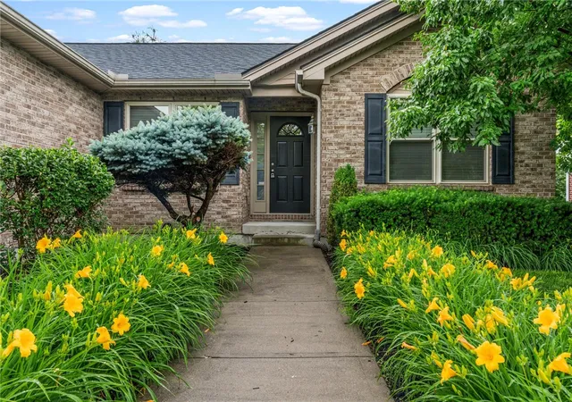Homes for sale in Monroe, OH | 4001 Blue Springs Dr, Monroe, OH 45050 | MLS# 960158