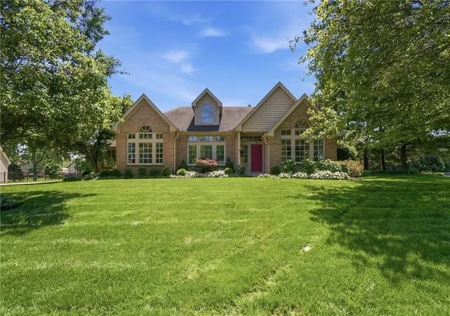 2nd image of 1010 Quiet Brook Trl, Washington Twp, OH 45458 | MLS# 960379