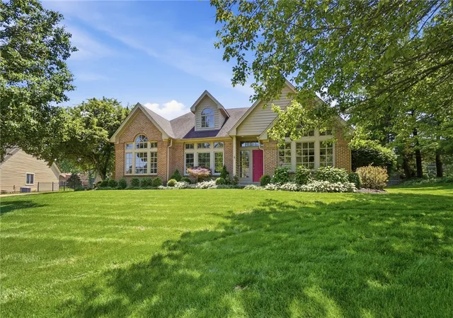 3rd image of 1010 Quiet Brook Trl, Washington Twp, OH 45458 | MLS# 960379