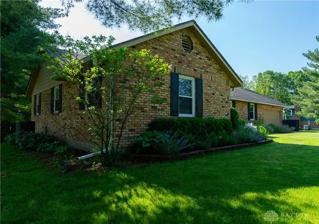4th image of 6126 Knollwood Dr, Springfield, OH 45502 | MLS# 960281