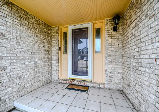 3rd image of 1584 Farrington Dr, Dayton, OH 45420 | MLS# 960128