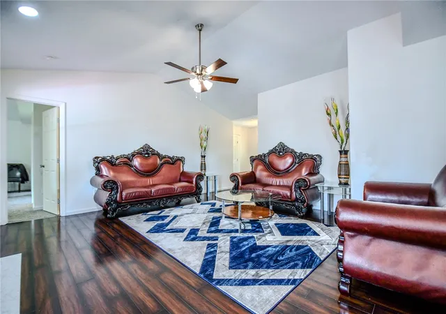 5th image of 1584 Farrington Dr, Dayton, OH 45420 | MLS# 960128