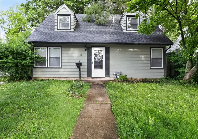 Homes for sale in Dayton, OH | 1117 Blakley Dr, Dayton, OH 45403 | MLS# 958262