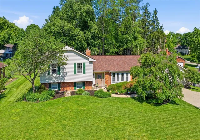 1st image of 6621 Statesboro Rd, Washington Twp, OH 45459 | MLS# 960436