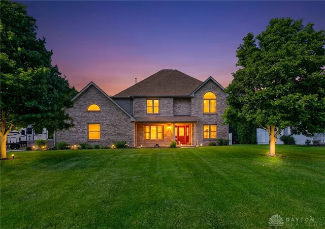 Photo 2 of Single family home for sale at 1665 Marby Dr, Troy, OH 45373 | MLS# 960391 | Listing updated on 2026-07-24