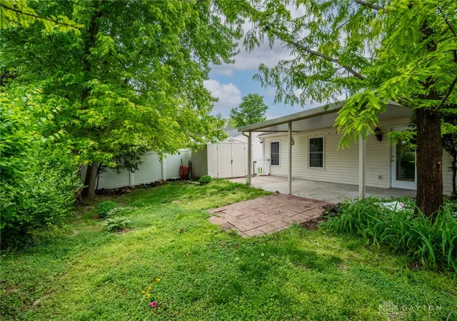 Homes for sale in West Carrollton, OH | 5378 Mallet Club Dr, West Carrollton, OH 45439 | MLS# 960365