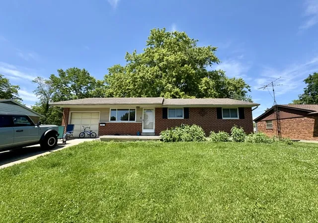 Homes for sale in Vandalia, OH | 901 Damian St, Vandalia, OH 45377 | MLS# 960443