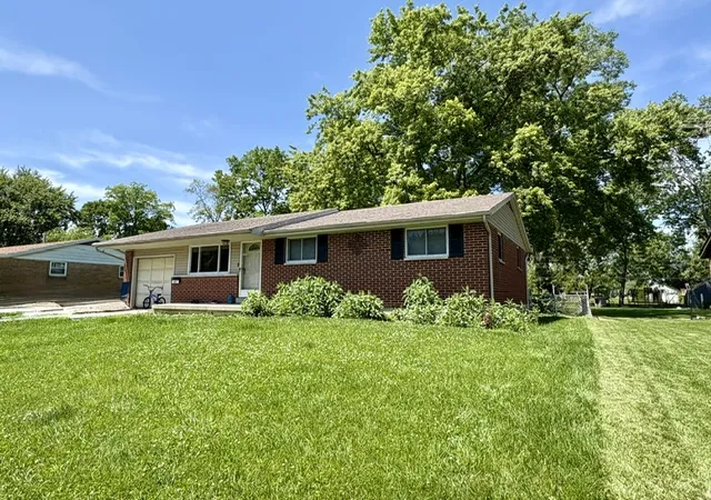 Homes for sale in Vandalia, OH | 901 Damian St, Vandalia, OH 45377 | MLS# 960443