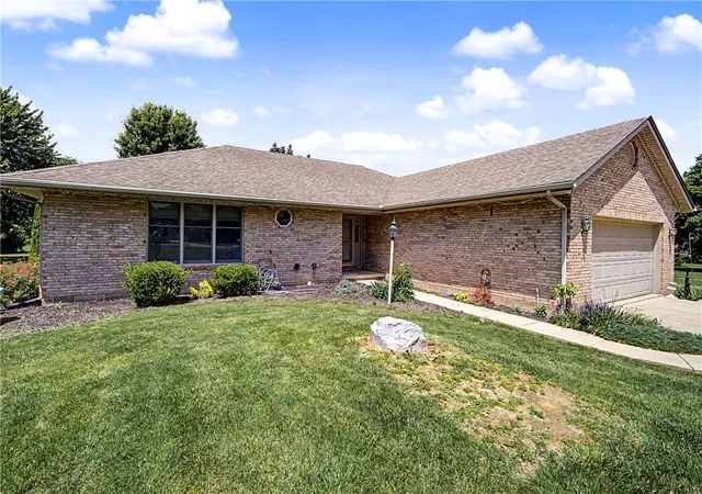 Homes for sale in Butler Twp, OH | 10619 Frederick Pike, Butler Twp, OH 45377 | MLS# 960312