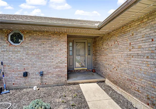 Homes for sale in Butler Twp, OH | 10619 Frederick Pike, Butler Twp, OH 45377 | MLS# 960312