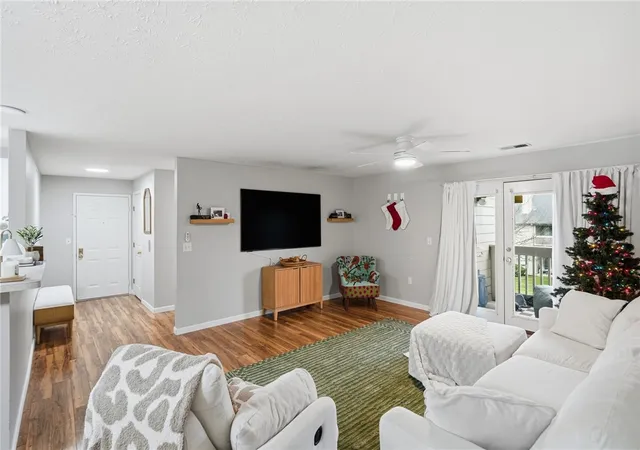5th image of 1901 Waterstone Blvd, Miamisburg, OH 45342
