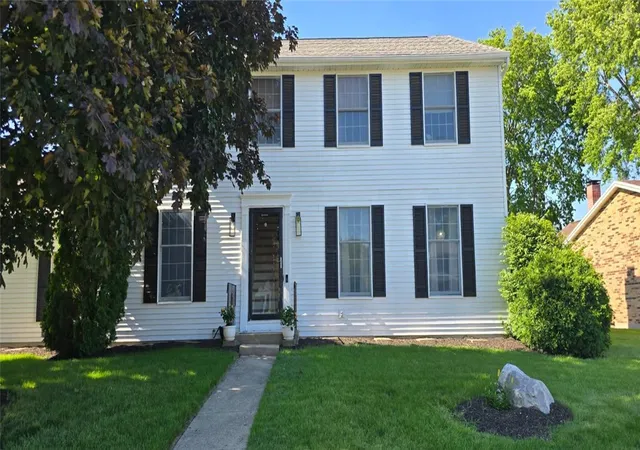 Homes for sale in Piqua, OH | 1814 Carlyle Dr, Piqua, OH 45356 | MLS# 960285