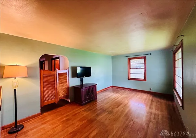 Photo 3 of Single family home for sale at 829 Cottage Ave, Miamisburg, OH 45342 | MLS# 960522 | Listing updated on 2026-08-03