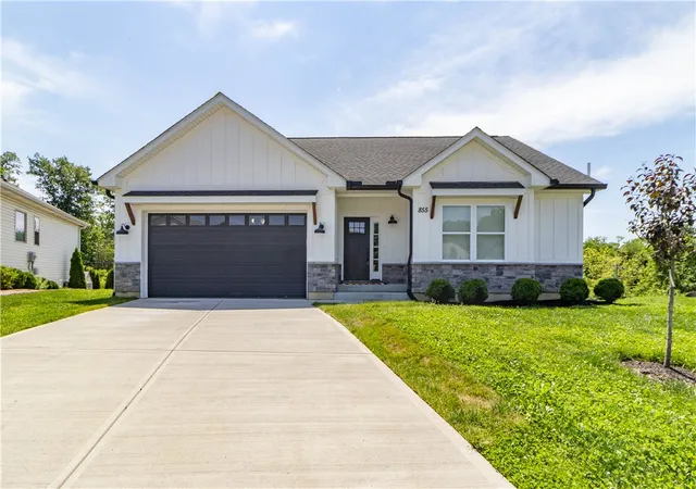 1st image of 855 Sunrise Ridge Ct, Maineville, OH 45039 | MLS# 960528