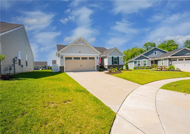 Homes for sale in Tipp City, OH | 4028 Lupine Wy, Tipp City, OH 45371 | MLS# 960519