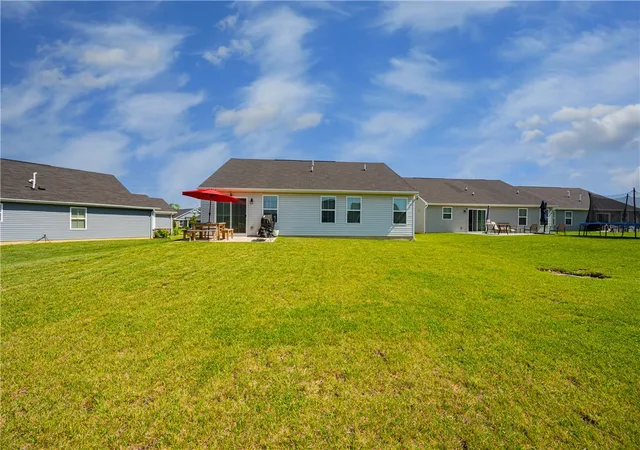 Homes for sale in Tipp City, OH | 4028 Lupine Wy, Tipp City, OH 45371 | MLS# 960519