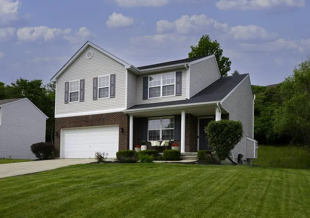 Homes for sale in Monroe, OH | 205 Sackett Dr, Monroe, OH 45050 | MLS# 960561