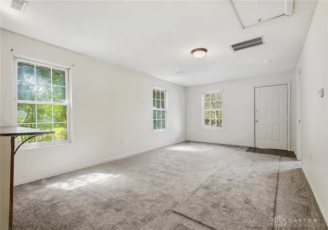 4th image of 633 Neosha Ave, Springfield, OH 45505 | MLS# 960566